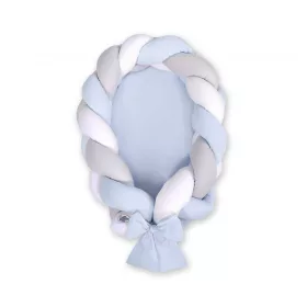   Fonott babafészek és rácsvédő - 2in1 - fehér-szürke-kék  - kék alap