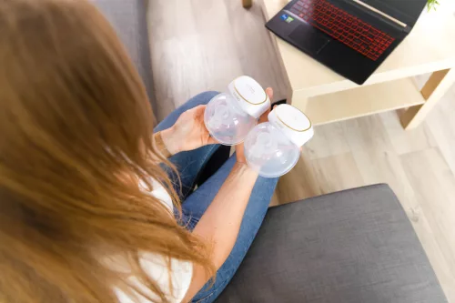 INNOGIO GIOmomLINE HANDY viselhető elektromos mellszívó dupla