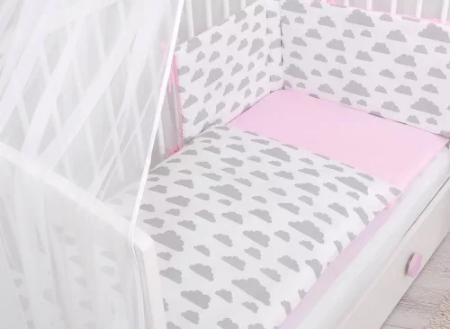 BabyLion Prémium 5 részes ágyneműhuzat szett -Rózsaszín - Szürke felhők
