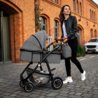 Multifunkciós babakocsi