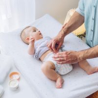 Merev pelenkázó lap